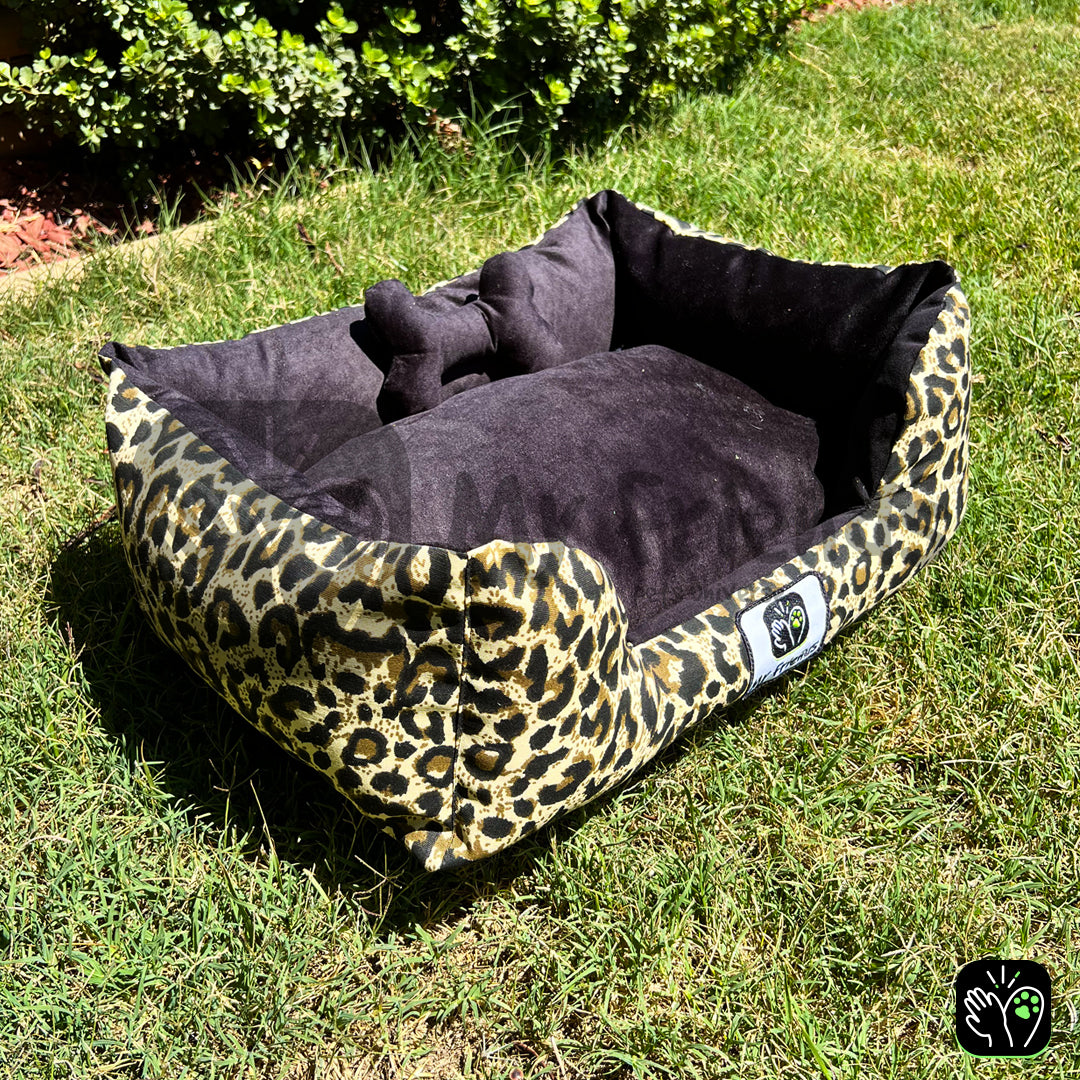 Cama de mascota diseño "Animal print/negro"